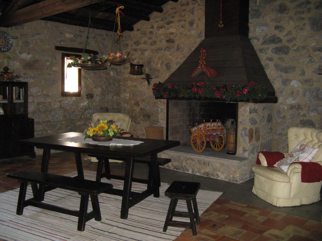 Crapa Licca Villa Ventimiglia di Sicilia Buitenkant foto